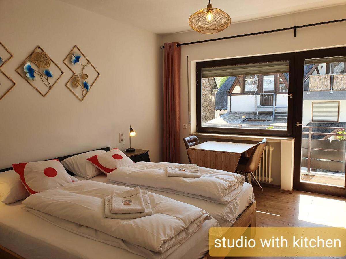 Roemerstube Apartments & Rooms Ediger-Eller Εξωτερικό φωτογραφία